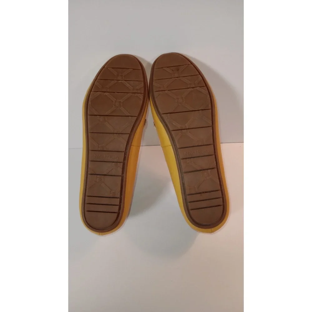 Nautica Womens Raintree Loafers Mustard Yellow Chain Detail Driving Flats 7.5